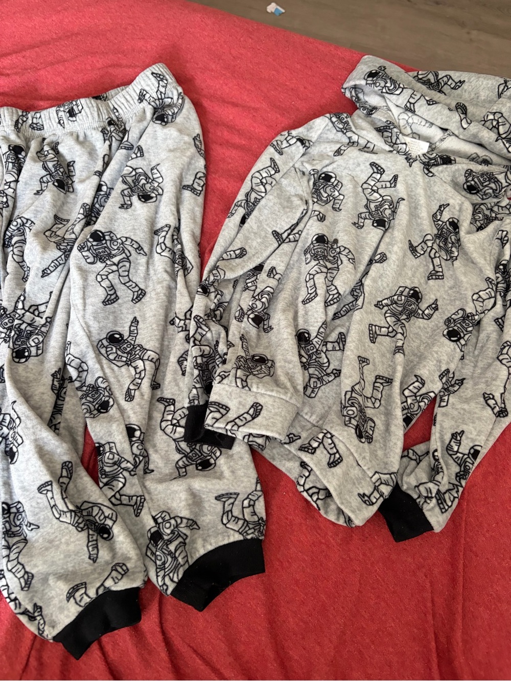 Kids Grey Astronaut Print Pajama Set